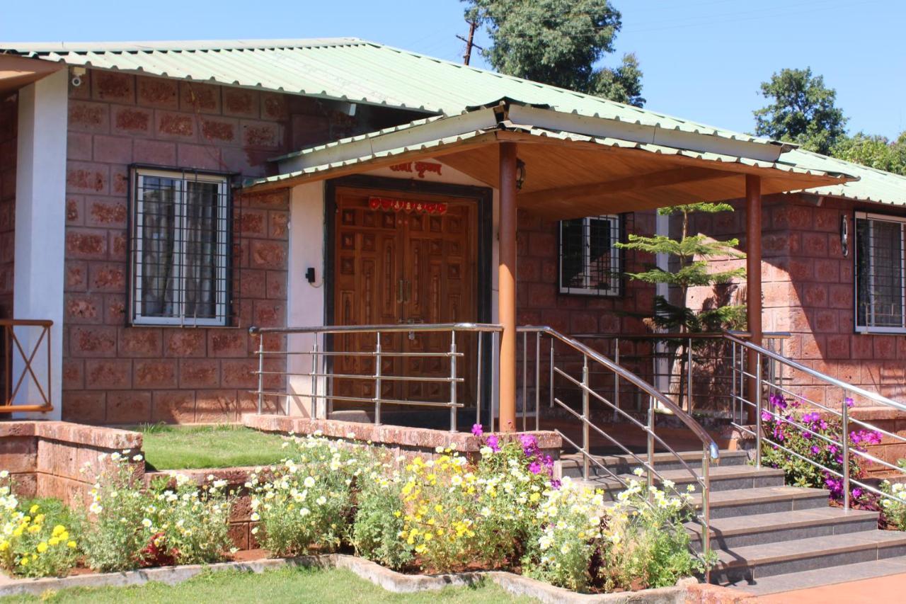 Highgarden Villa Mahabaleshwar Exterior photo